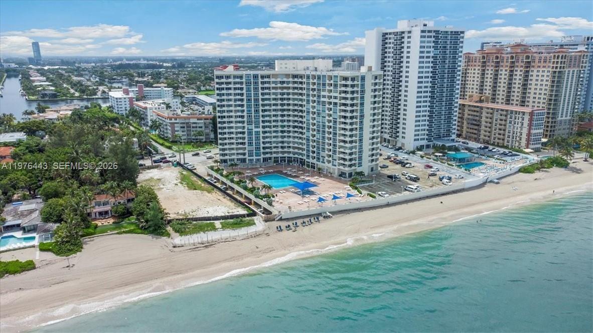 3180 S Ocean Dr 1018, Hallandale Beach, FL, 33009/$258,999 4 3180 S Ocean Dr 1018