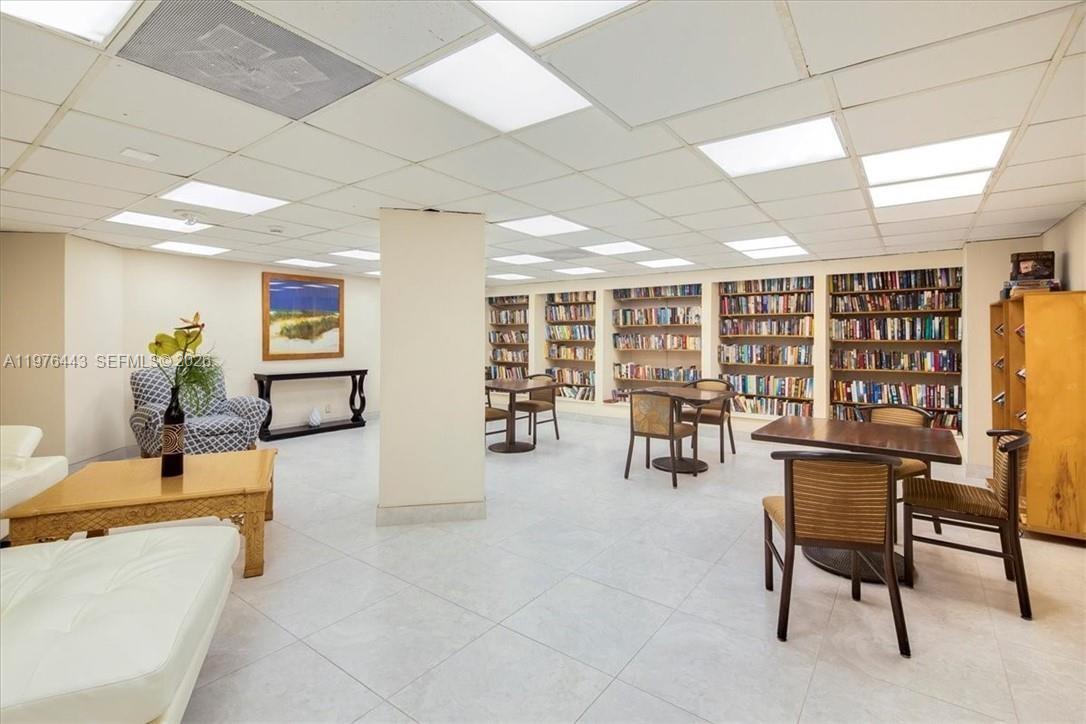 PARKER DORADO CONDO - Residential