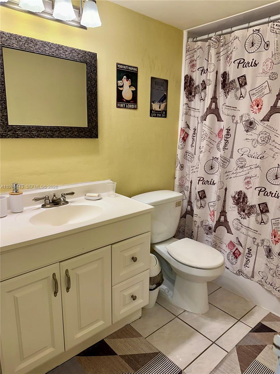 PARKER DORADO CONDO - Residential