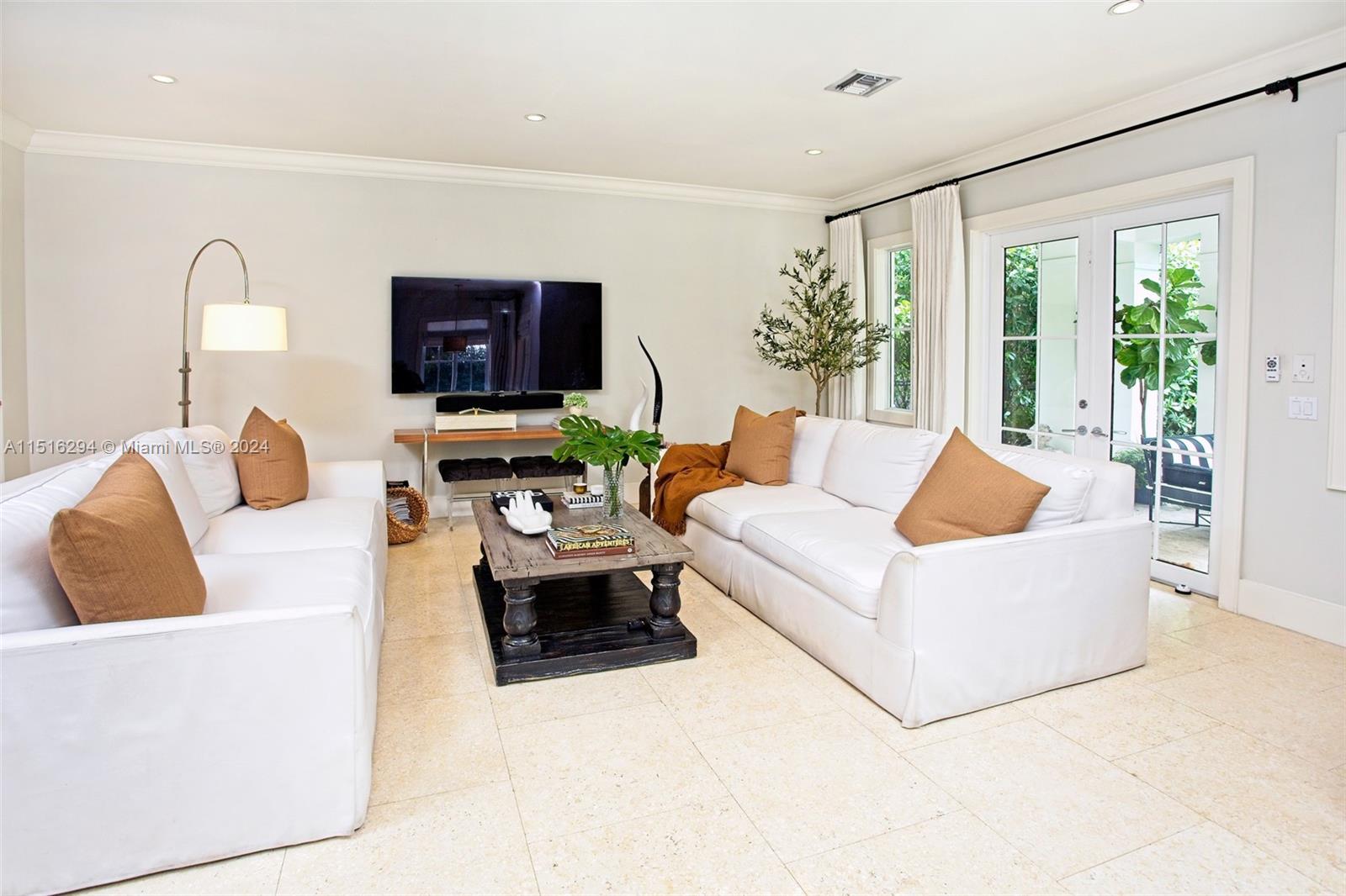 HIGH PINES REV PLAT OF 2N - Residential