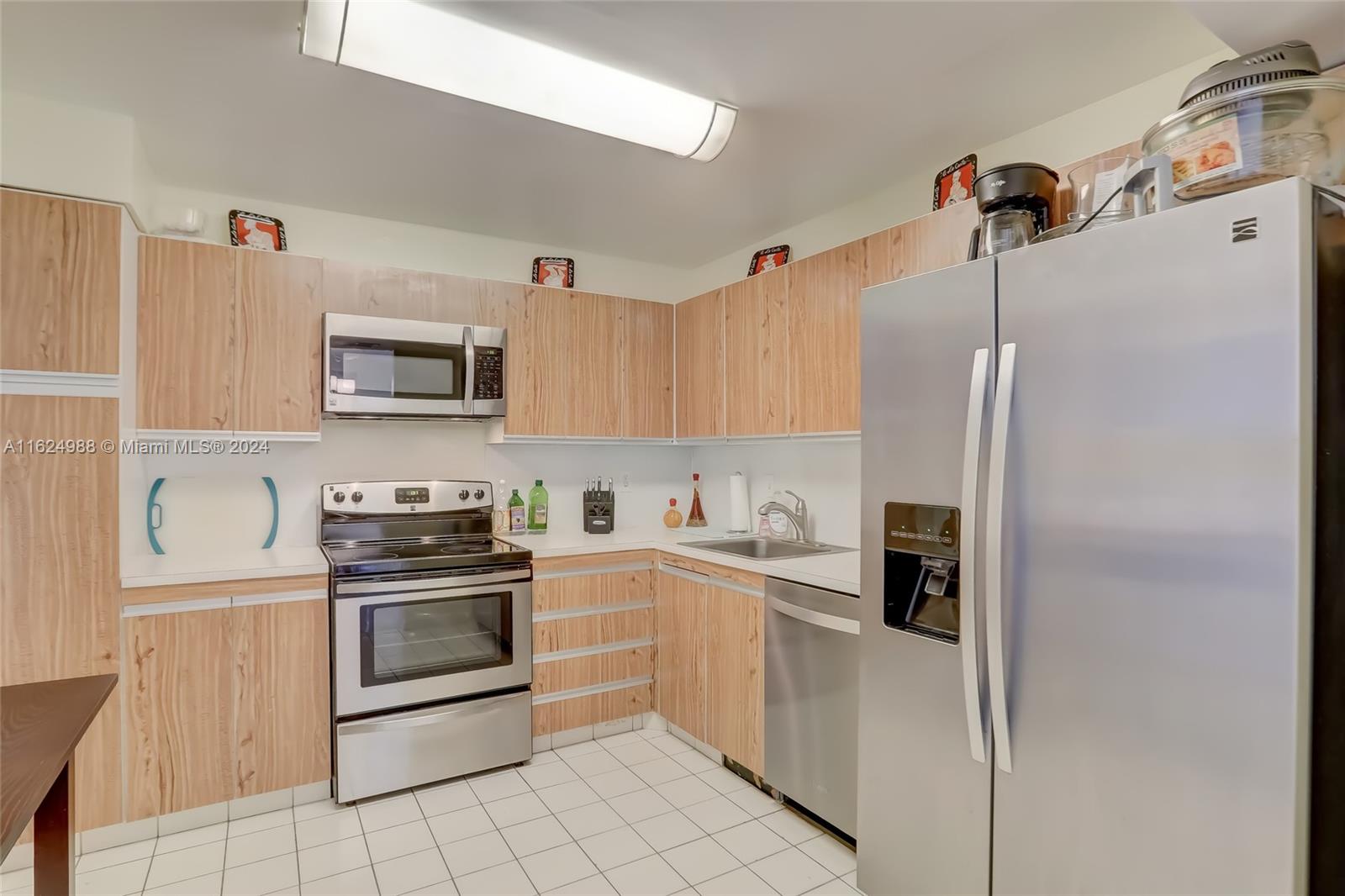 BRITANNIA AT QUADOMAIN CO - Residential Lease