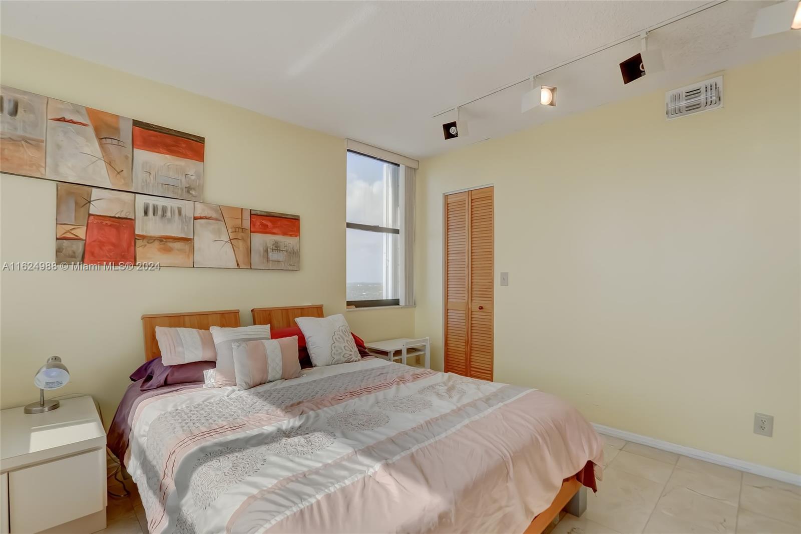 BRITANNIA AT QUADOMAIN CO - Residential Lease