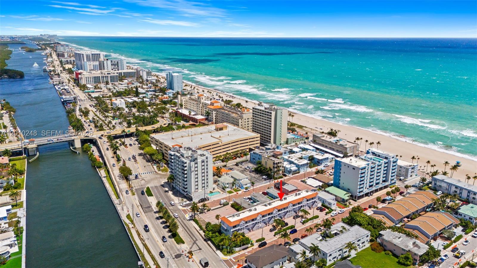 HOLLYWOOD BEACH - Residential