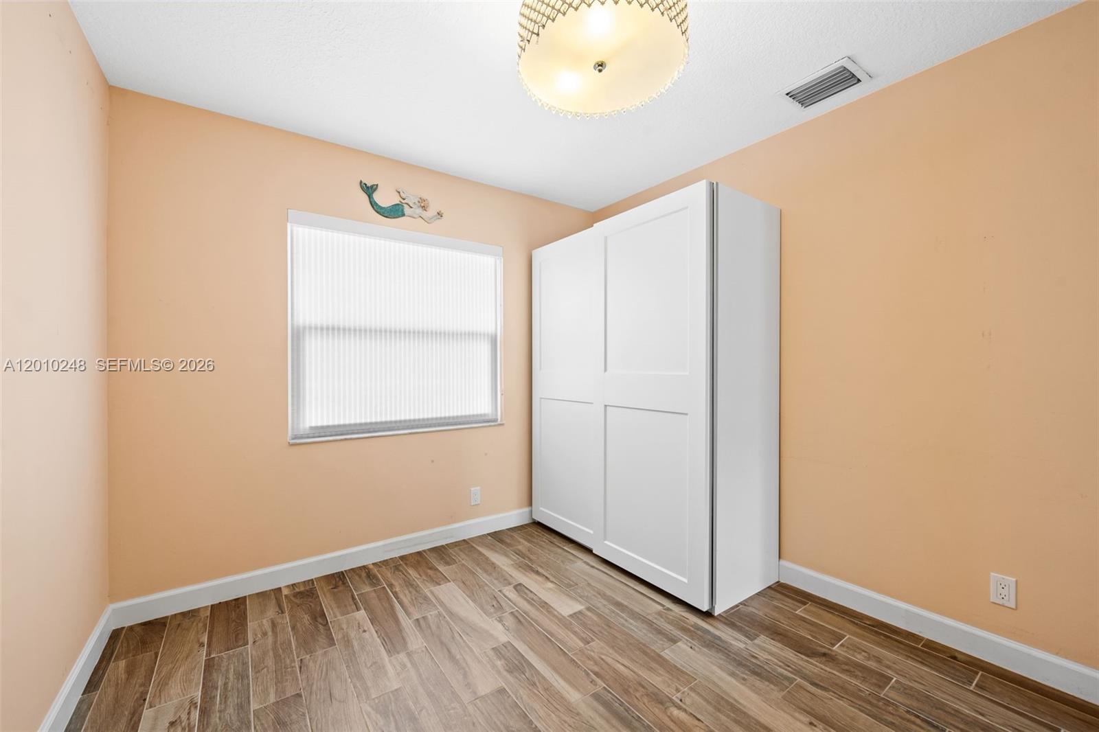 HOLLYWOOD BEACH - Residential