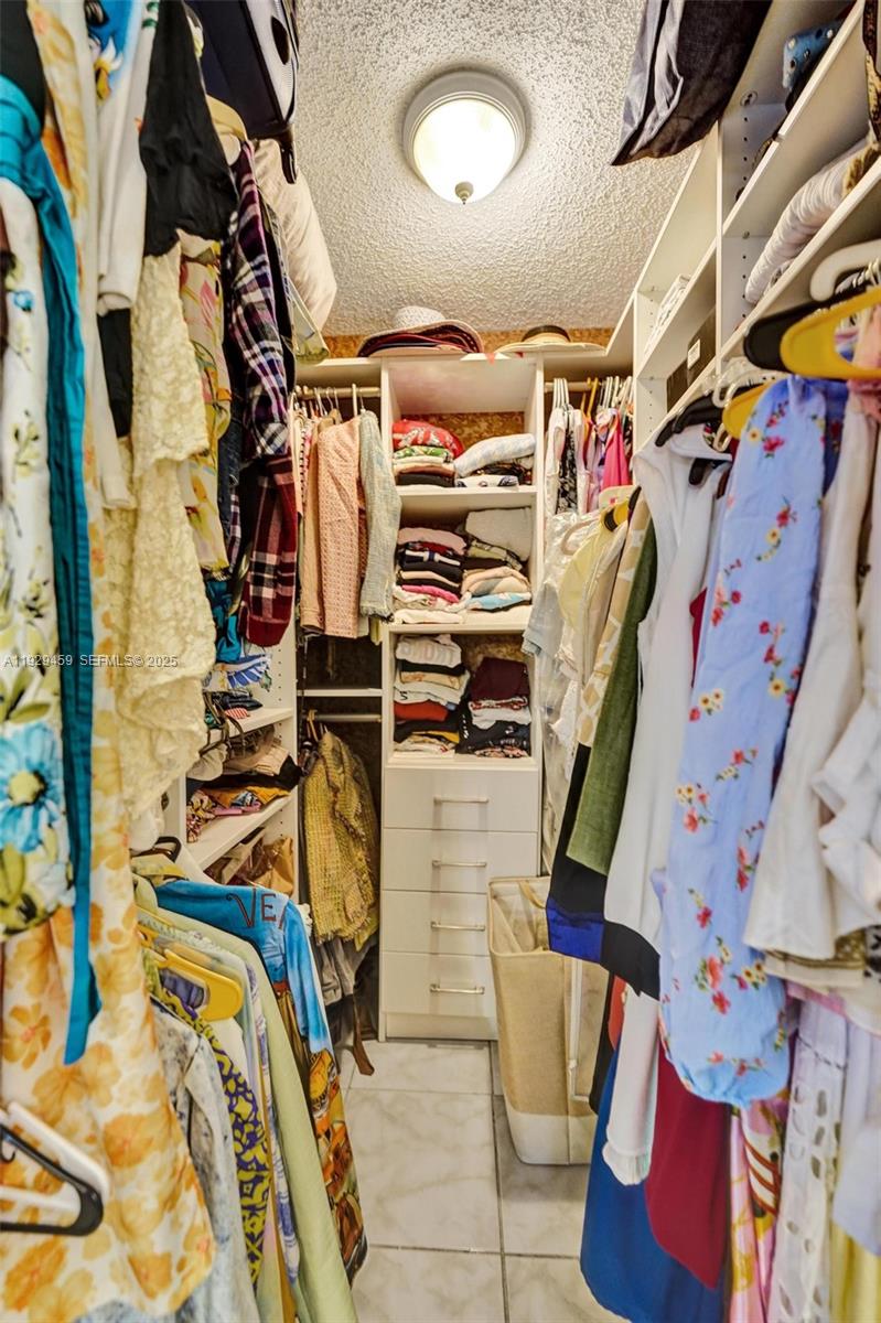 GREENS OF INVERRARY PHASE - Residential