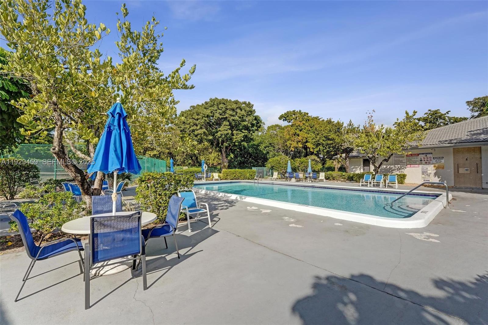 GREENS OF INVERRARY PHASE - Residential