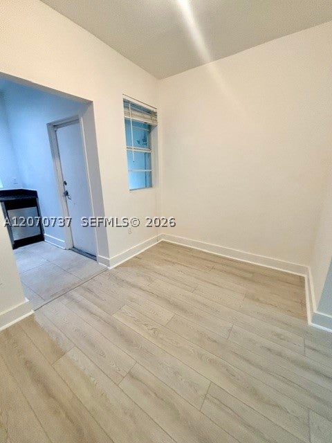 1000 Meridian Ave 18