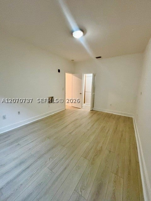 1000 Meridian Ave 18