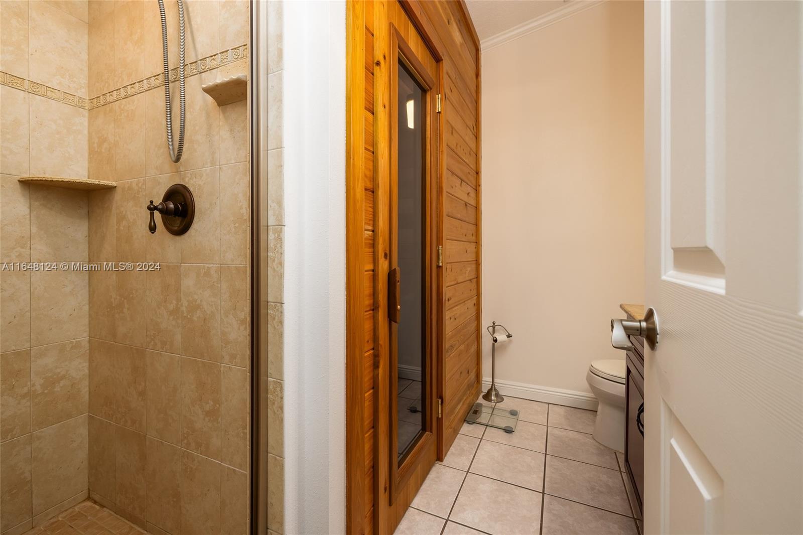 HIGH POINT BLK 3 AMD - Residential