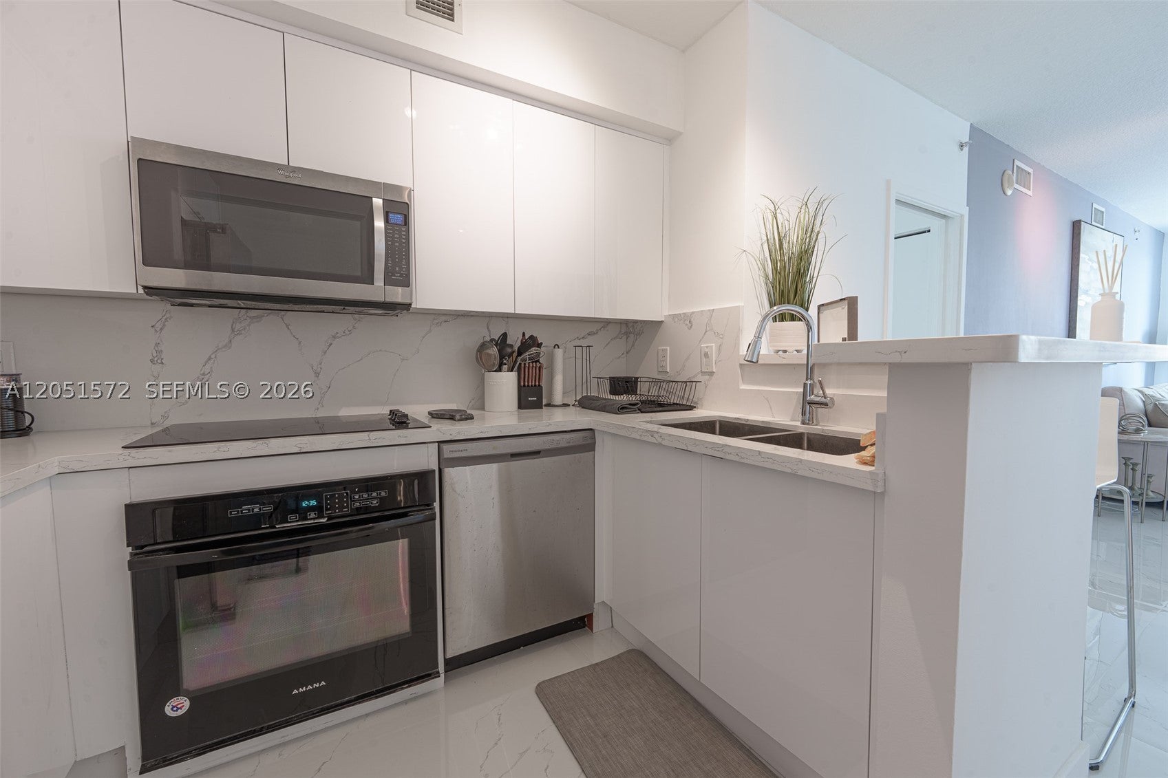 335 S Biscayne Blvd 1600