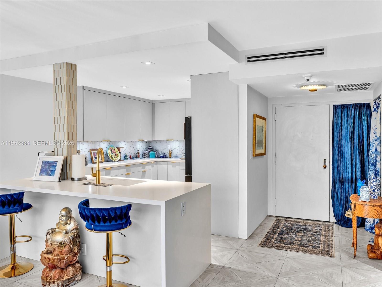 KEY COLONY NO 4 CONDO - Residential Lease