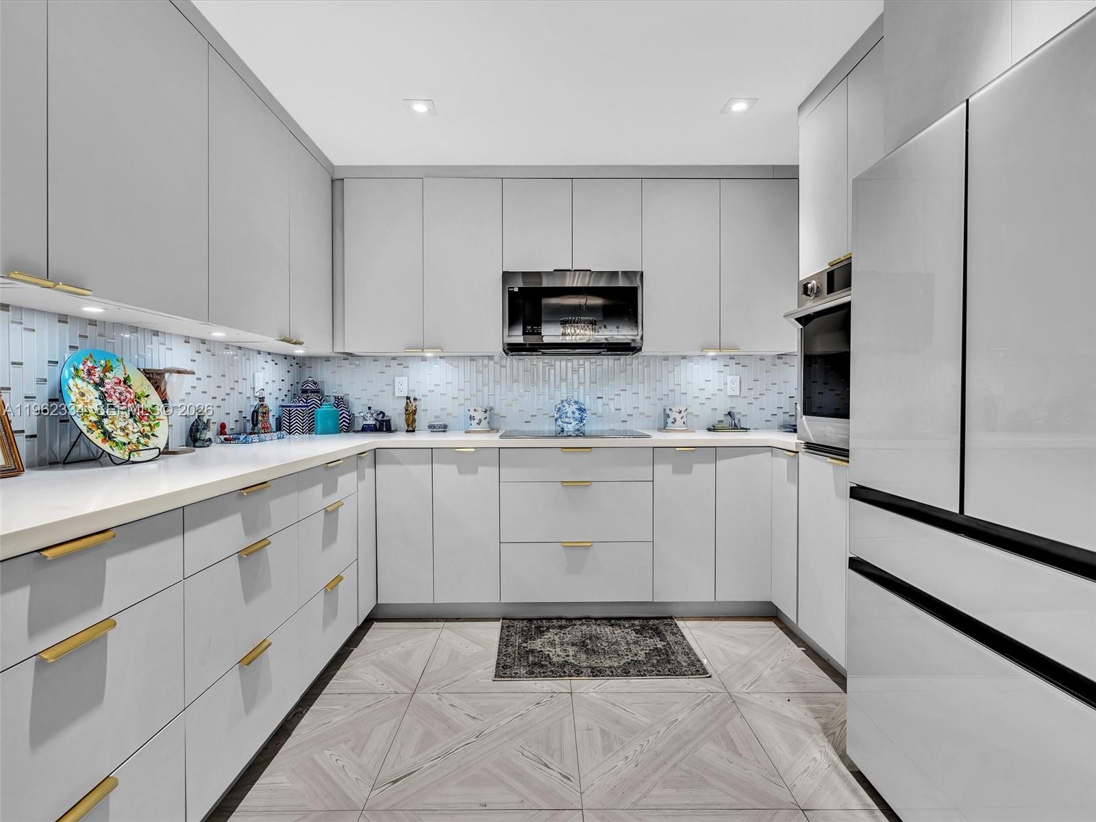 KEY COLONY NO 4 CONDO - Residential Lease