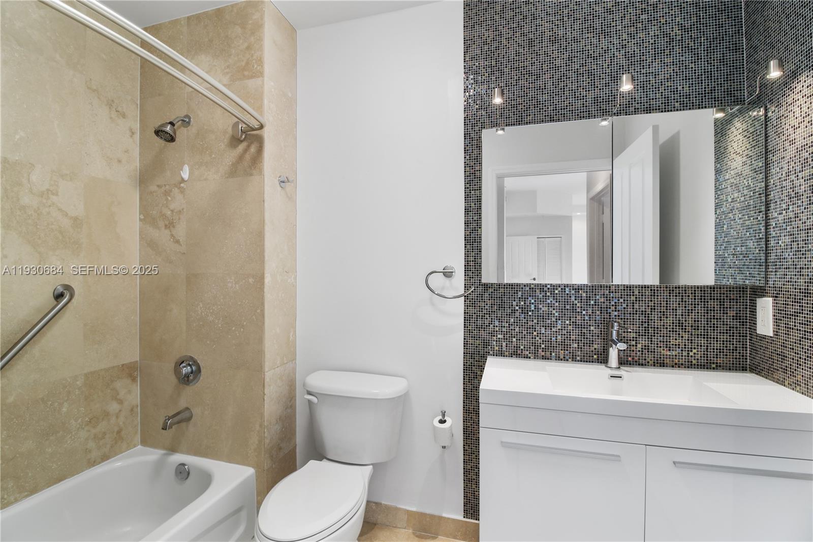 NEVIS CONDO - Residential