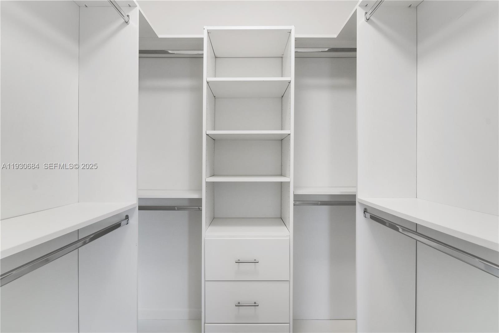 NEVIS CONDO - Residential