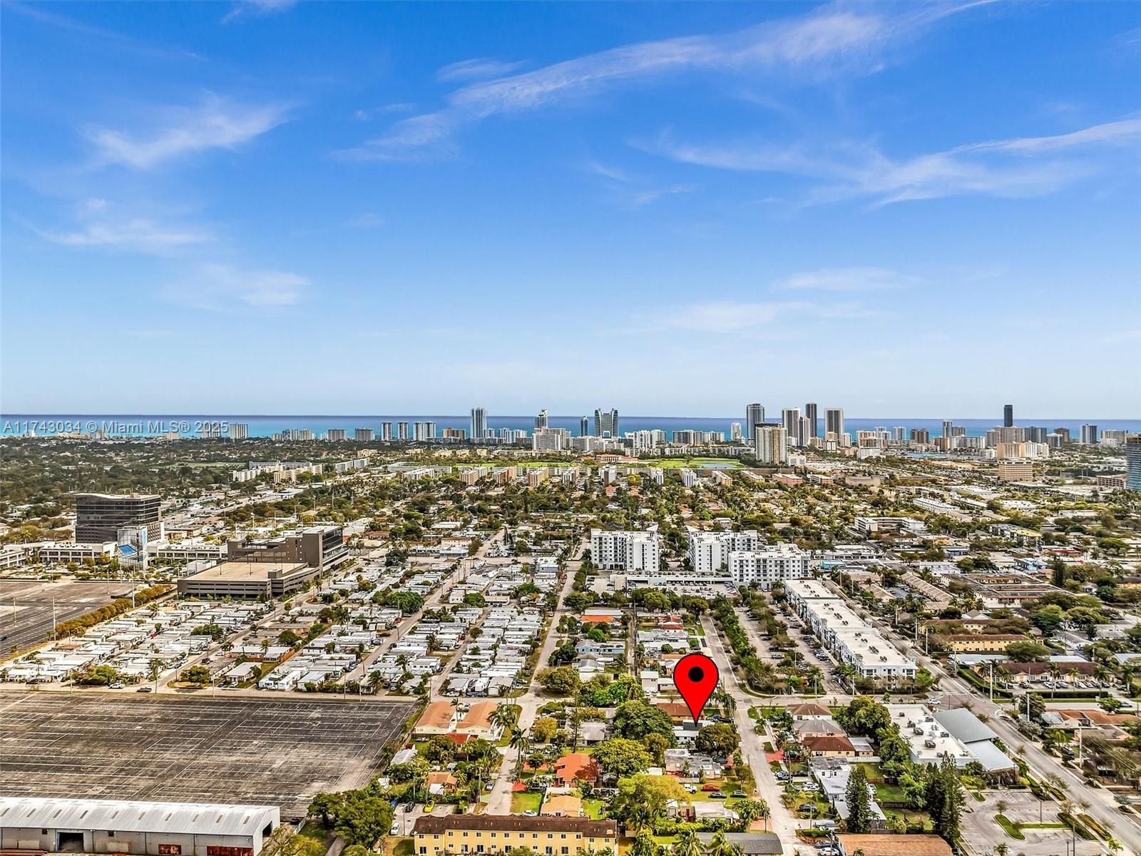 HALLANDALE HEIGHTS - Residential