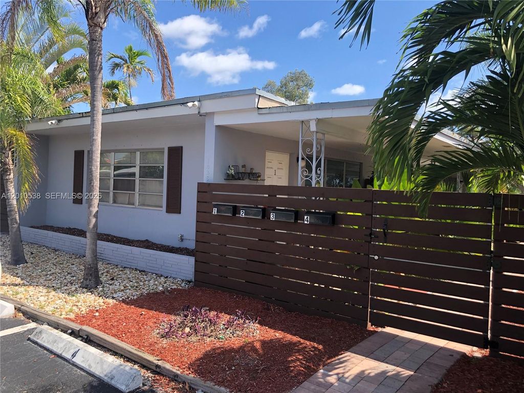 Photo of 1028 NE 16th Ter #2, Fort Lauderdale, FL 33304 (MLS # A12010538)