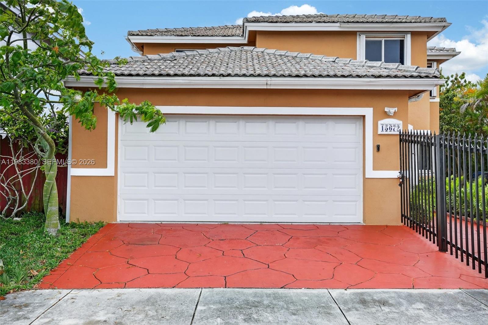 SUNNYVIEW SUB - Residential