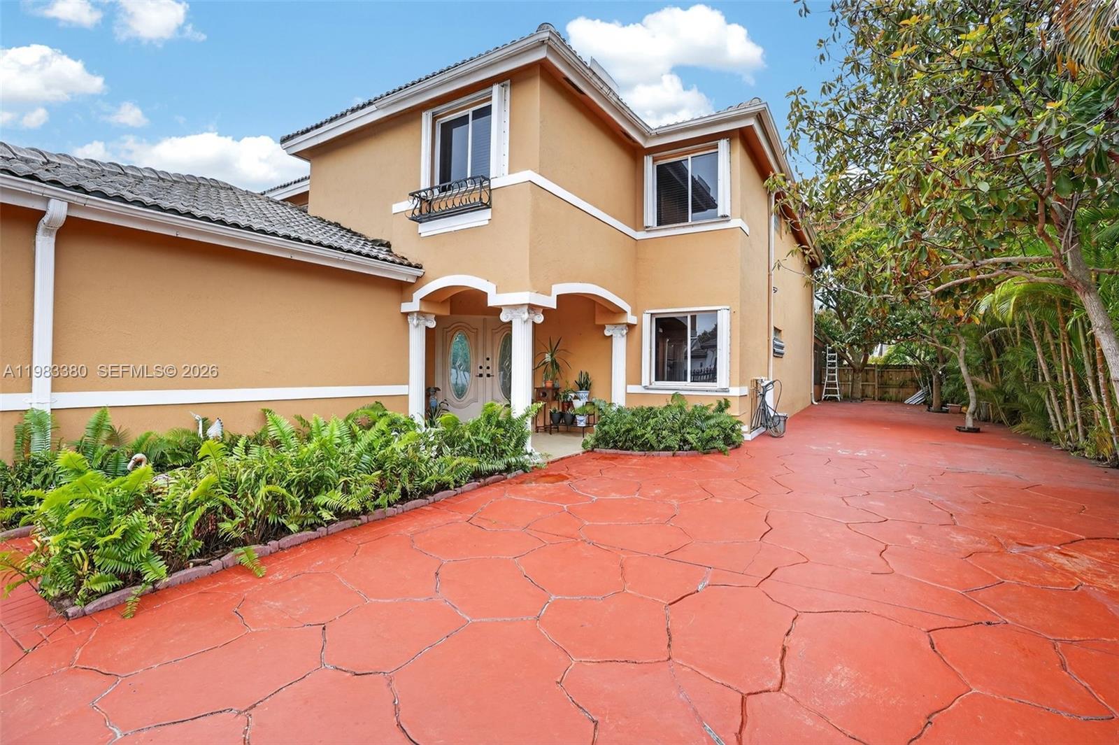 SUNNYVIEW SUB - Residential