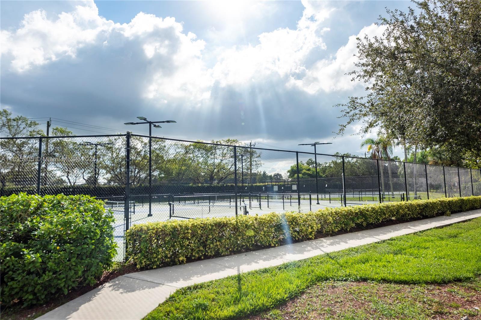 FOREST RIDGE - Residential Lease