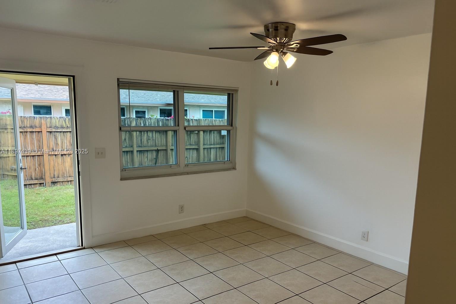 CANAL GROVES - Residential Lease