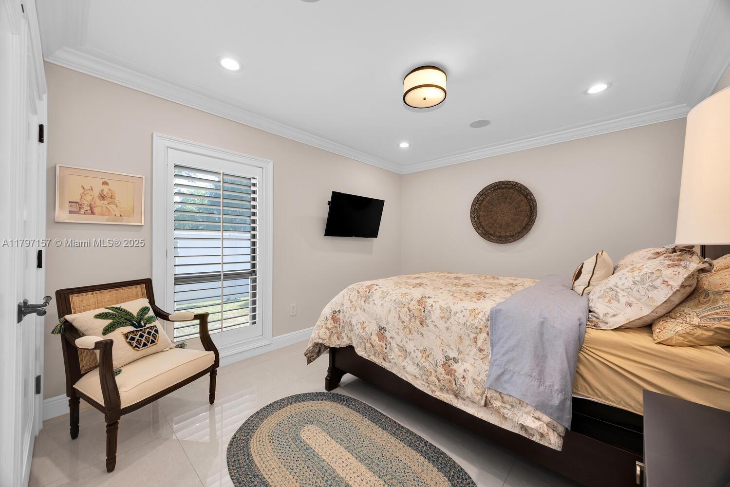 CLINTON GROVE ESTS - Residential