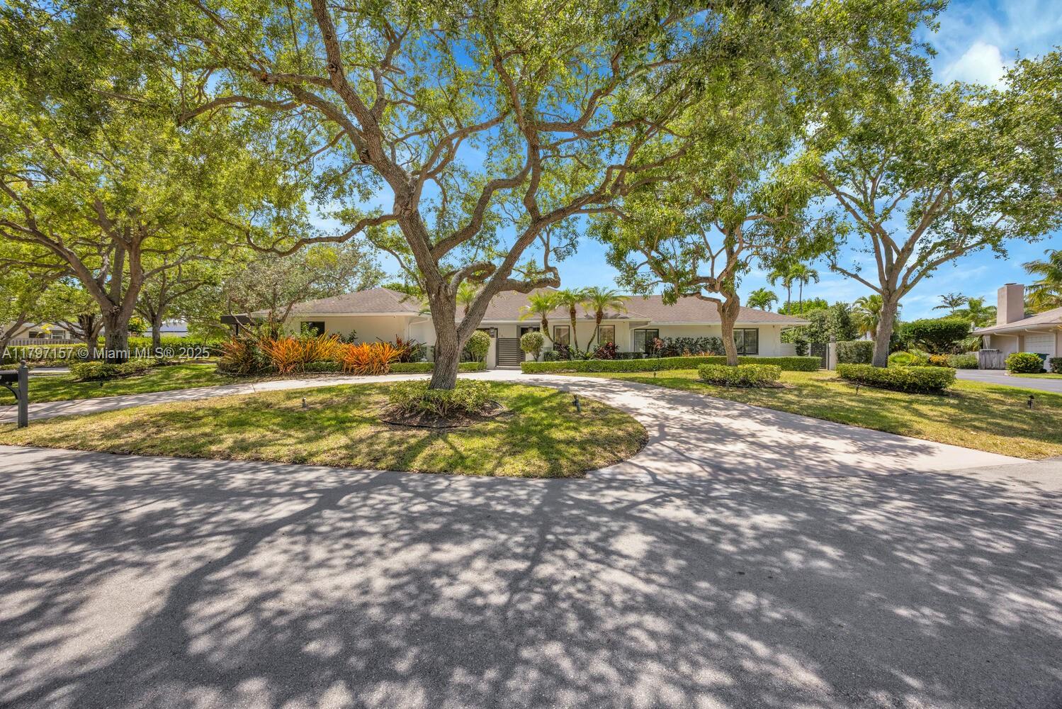 Property for Sale at 15920 Sw 81st Ave, Palmetto Bay, Miami-Dade County, Florida - Bedrooms: 4 
Bathrooms: 3  - $1,800,000