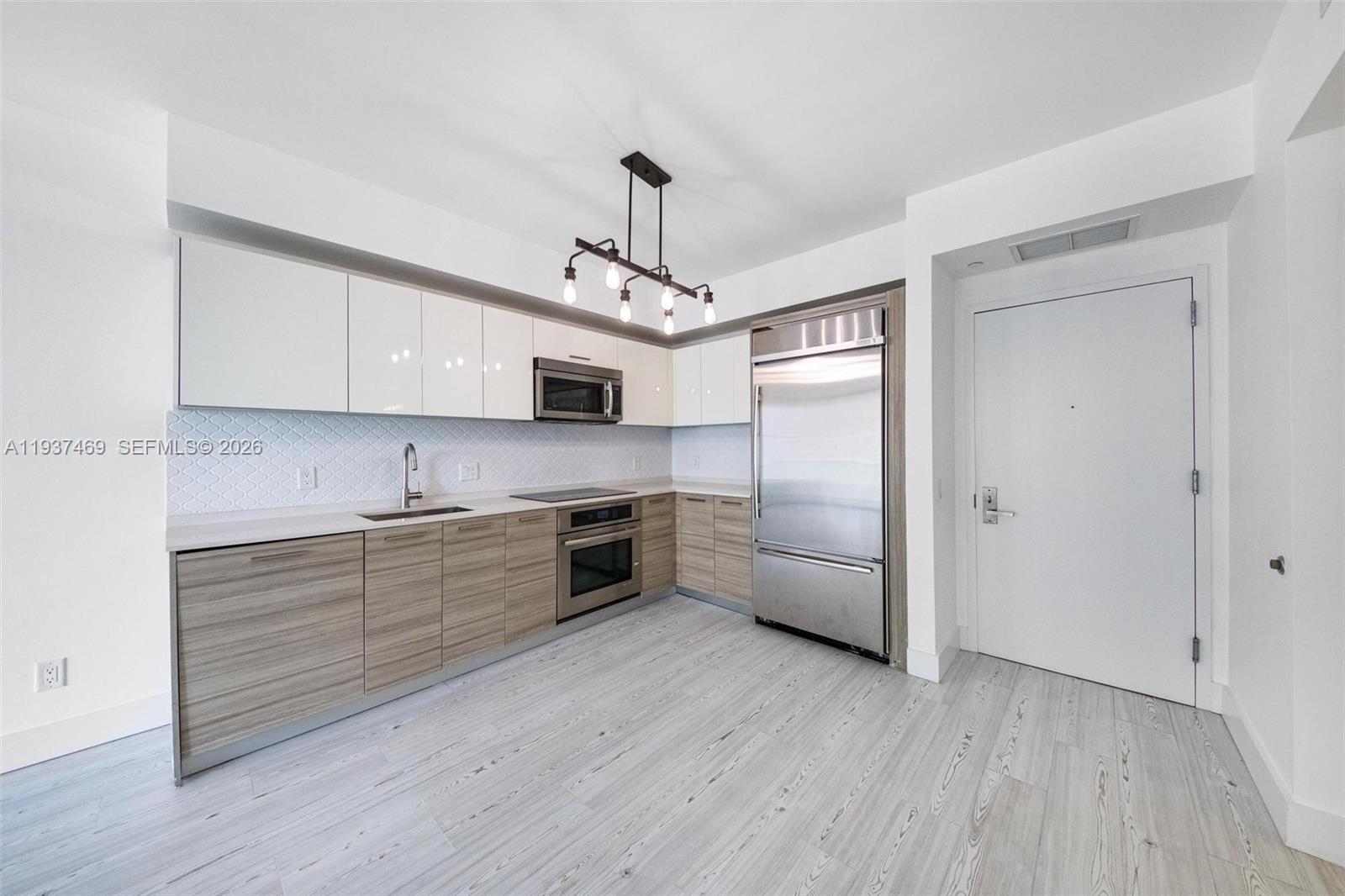 BRICKELLHOUSE CONDO - Residential