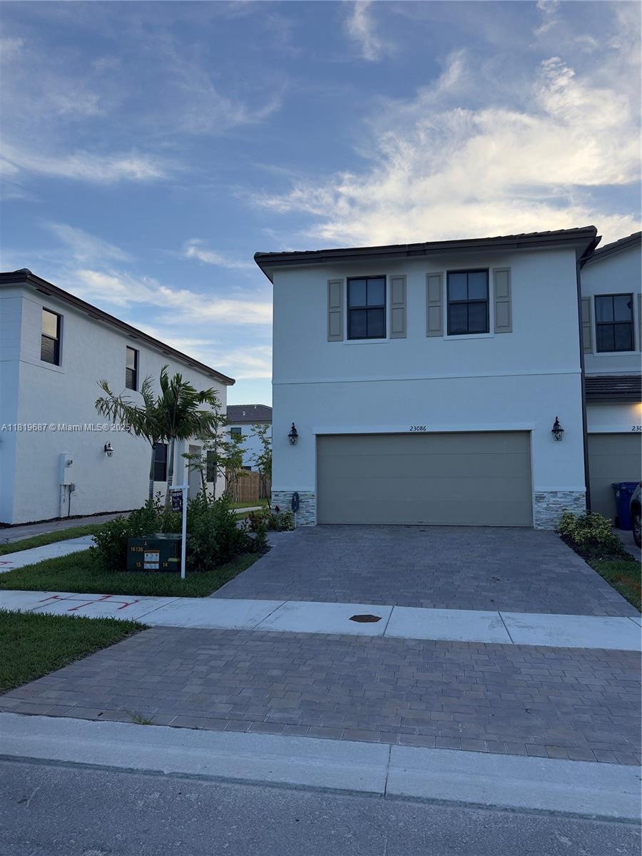 Address Not Disclosed, Miami, Broward County, Florida - 3 Bedrooms  
3 Bathrooms - 