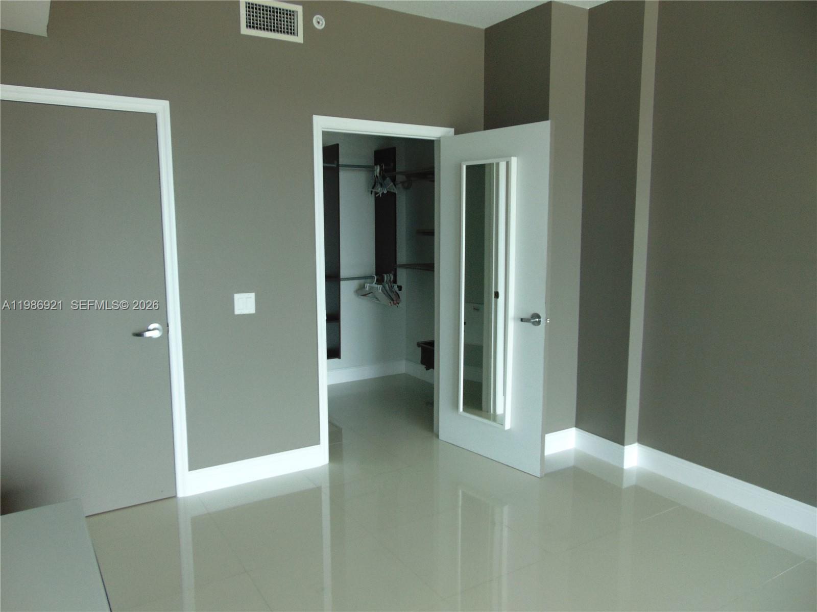 Infinity At Brickell - Residential Lease