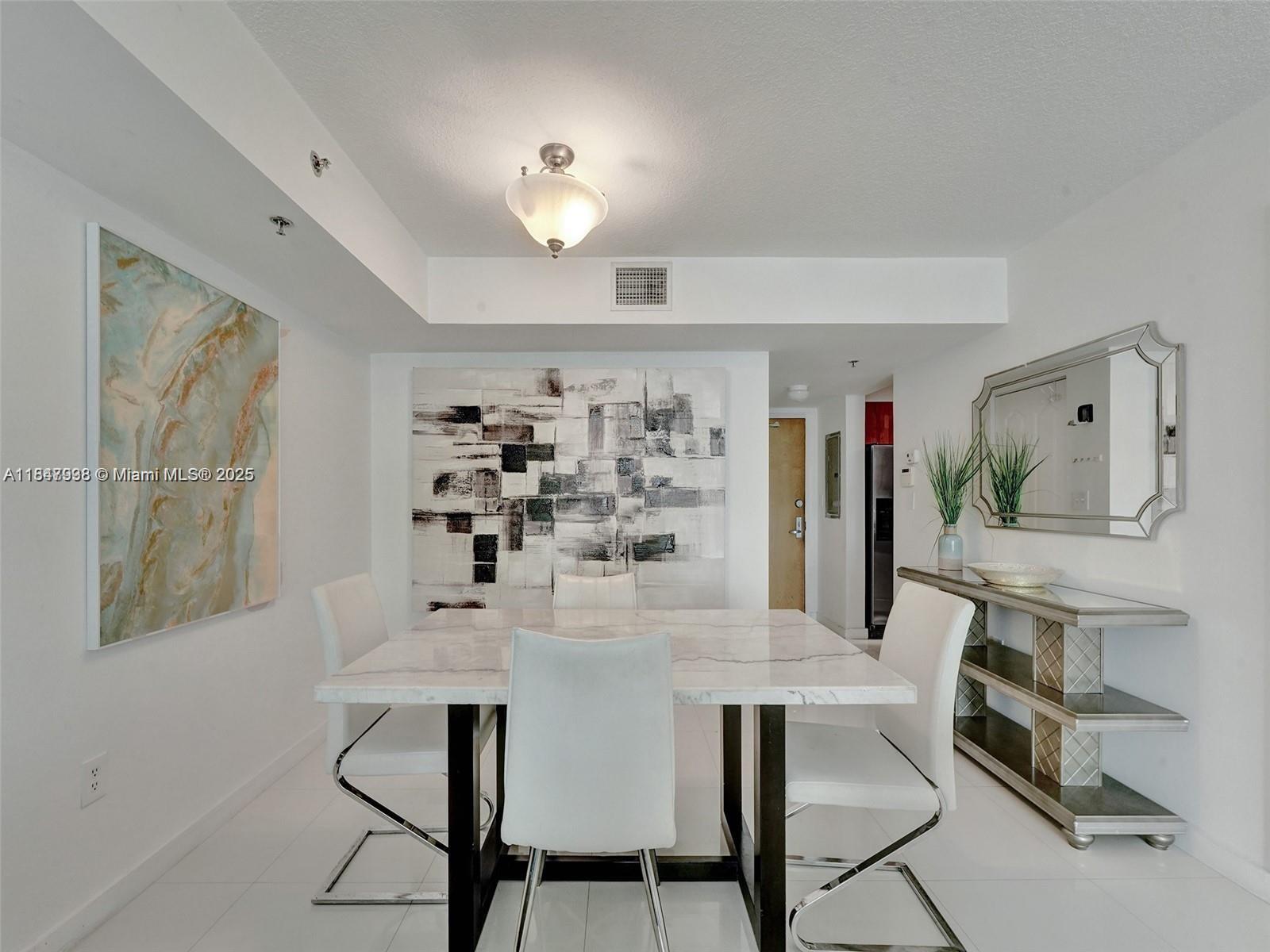 THE CLUB AT BRICKELL BAY - Residential