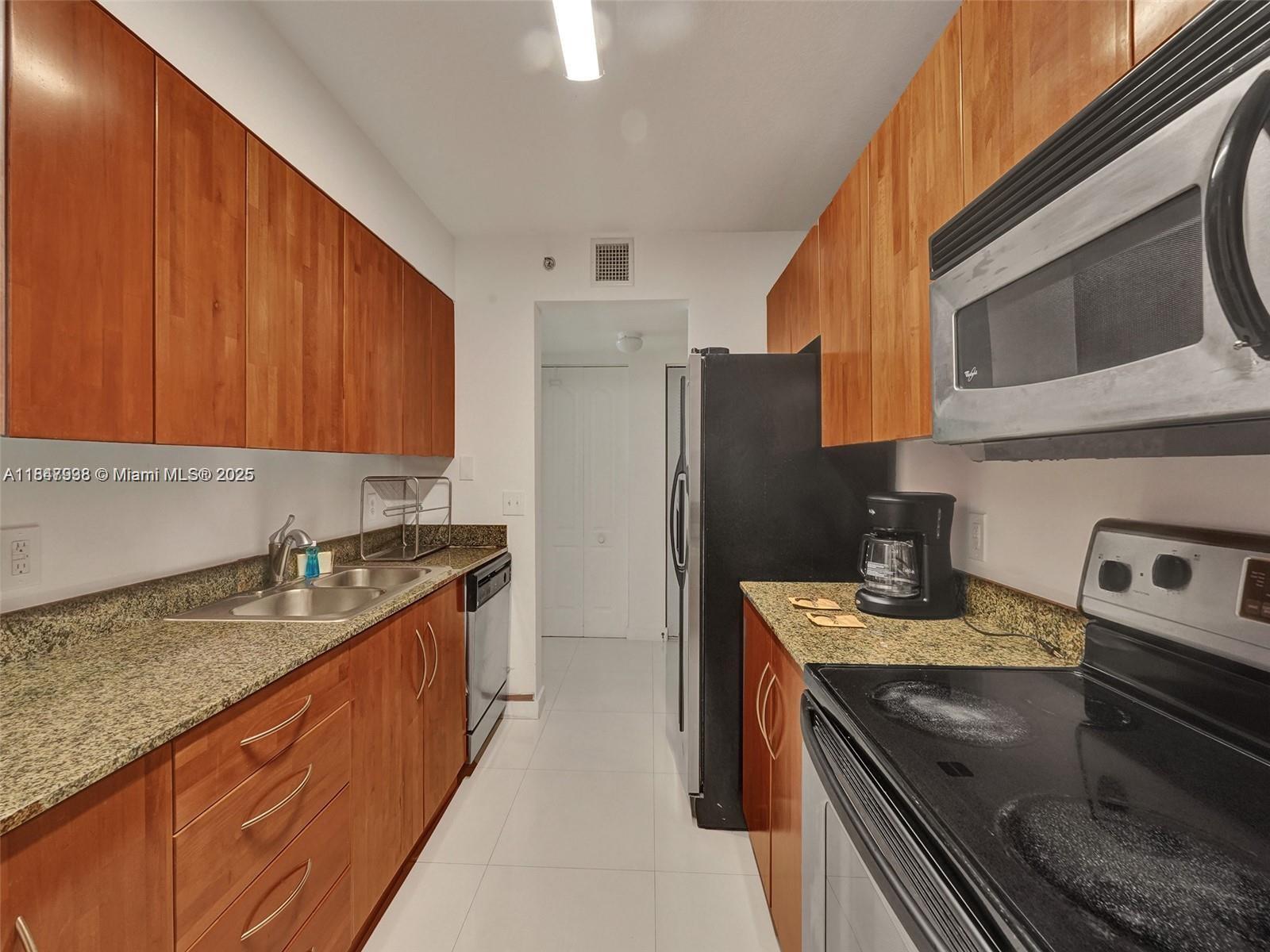 1200 Brickell Bay Dr 3309