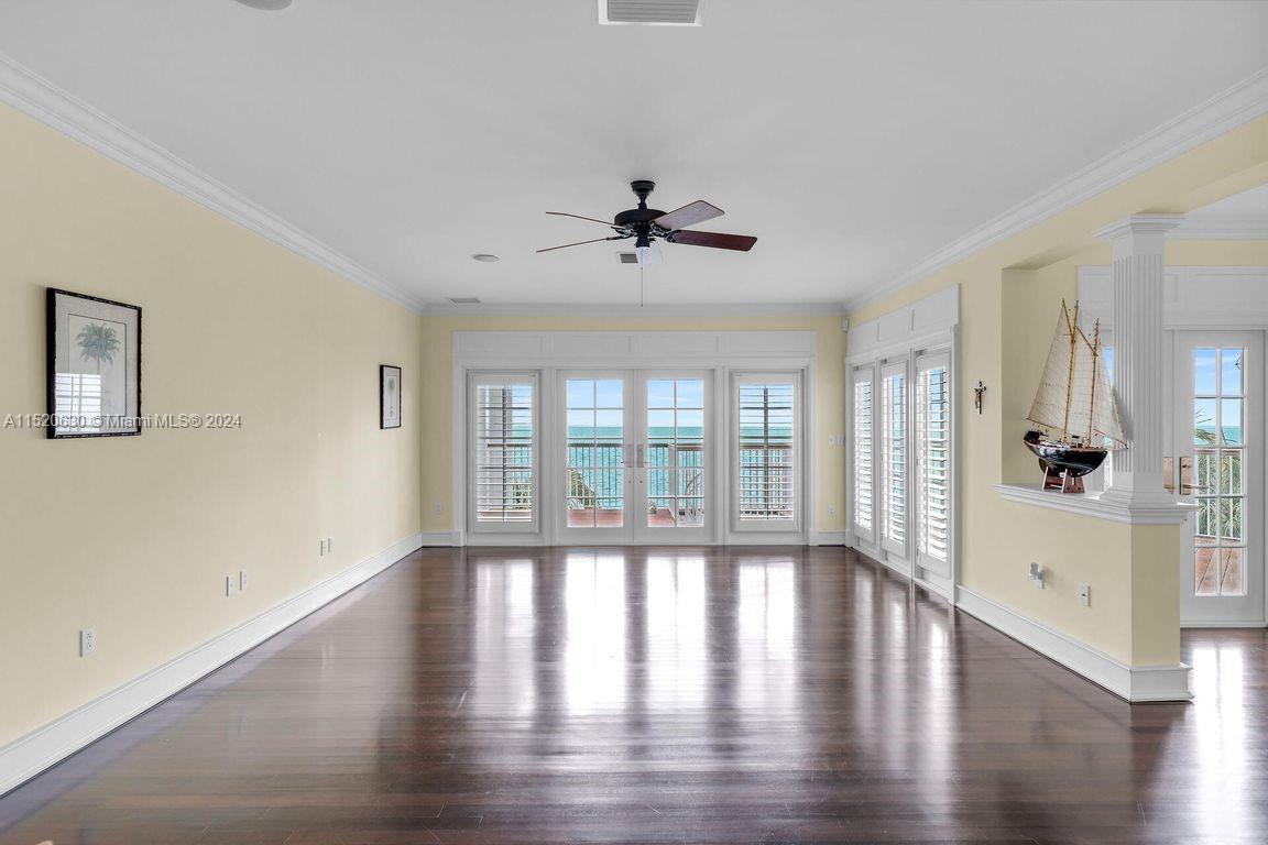 Plant Beach - Residential