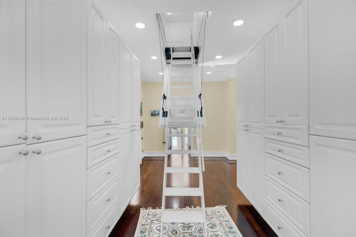 Plant Beach - Residential