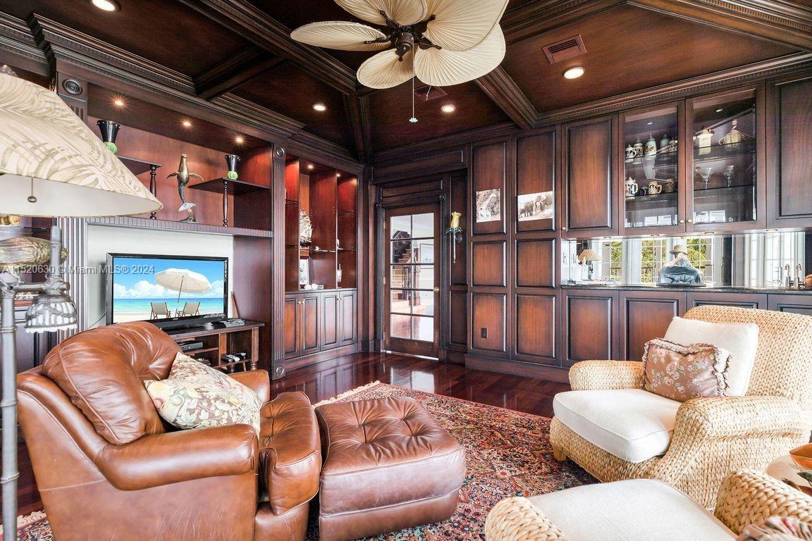 Plant Beach - Residential