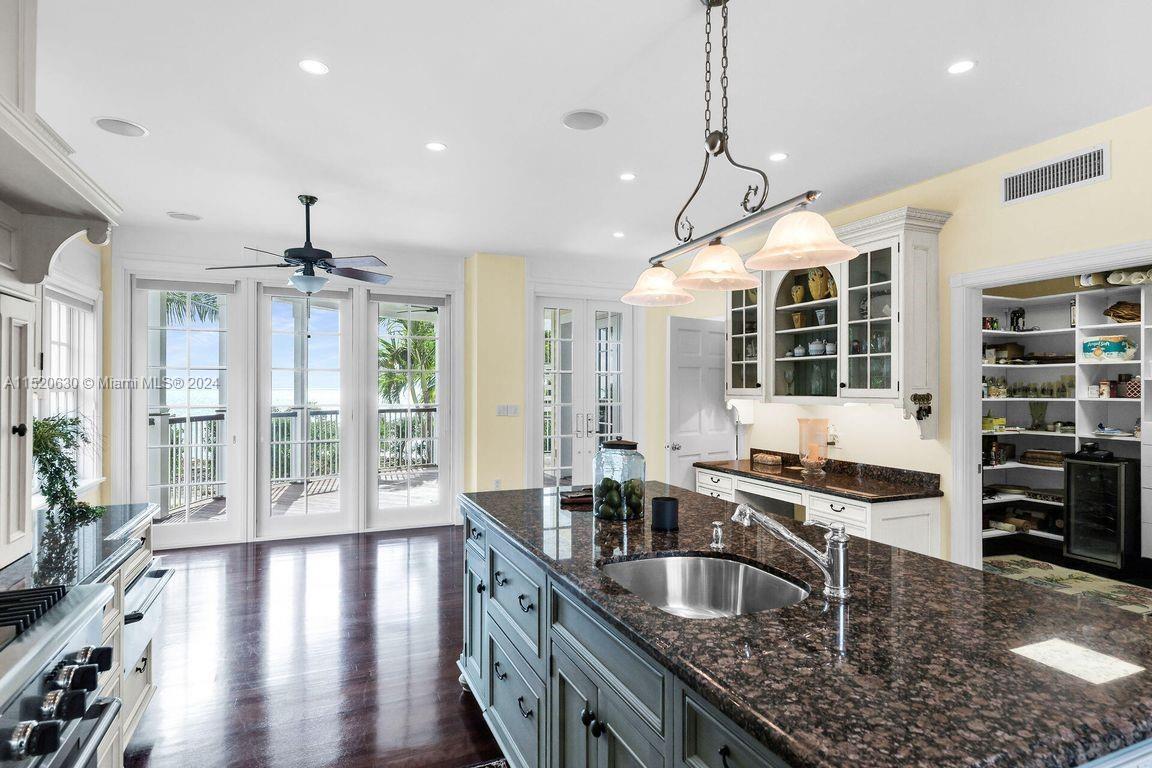 Plant Beach - Residential