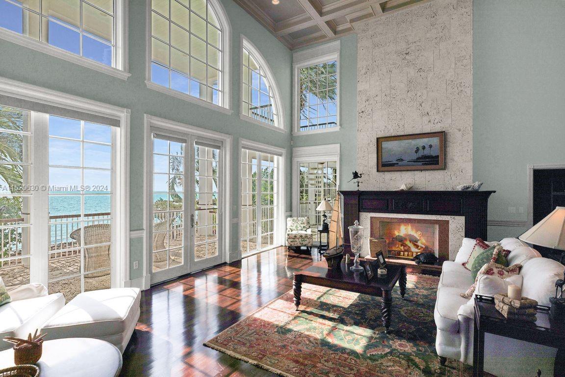 Plant Beach - Residential