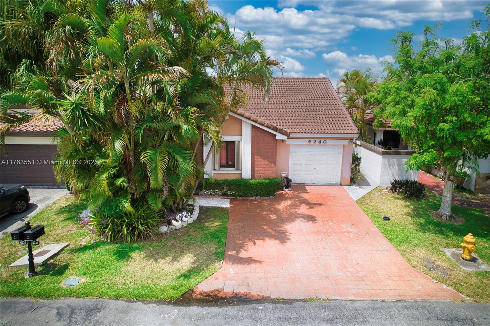 Property for Sale at 6240 Nw 176th Ter, Hialeah, Miami-Dade County, Florida - Bedrooms: 3 
Bathrooms: 2  - $505,000