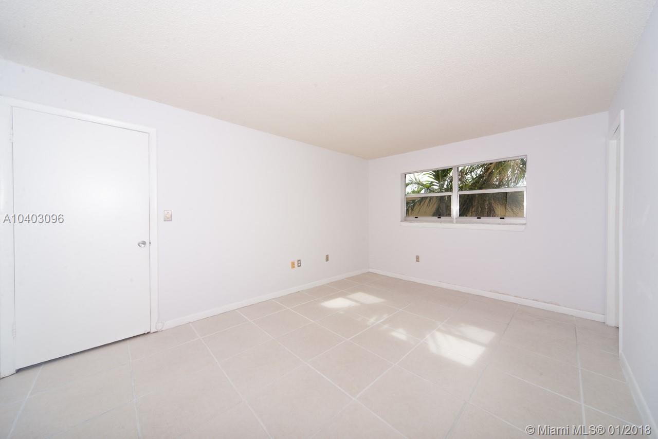 Euclid PLAZA - Residential Lease