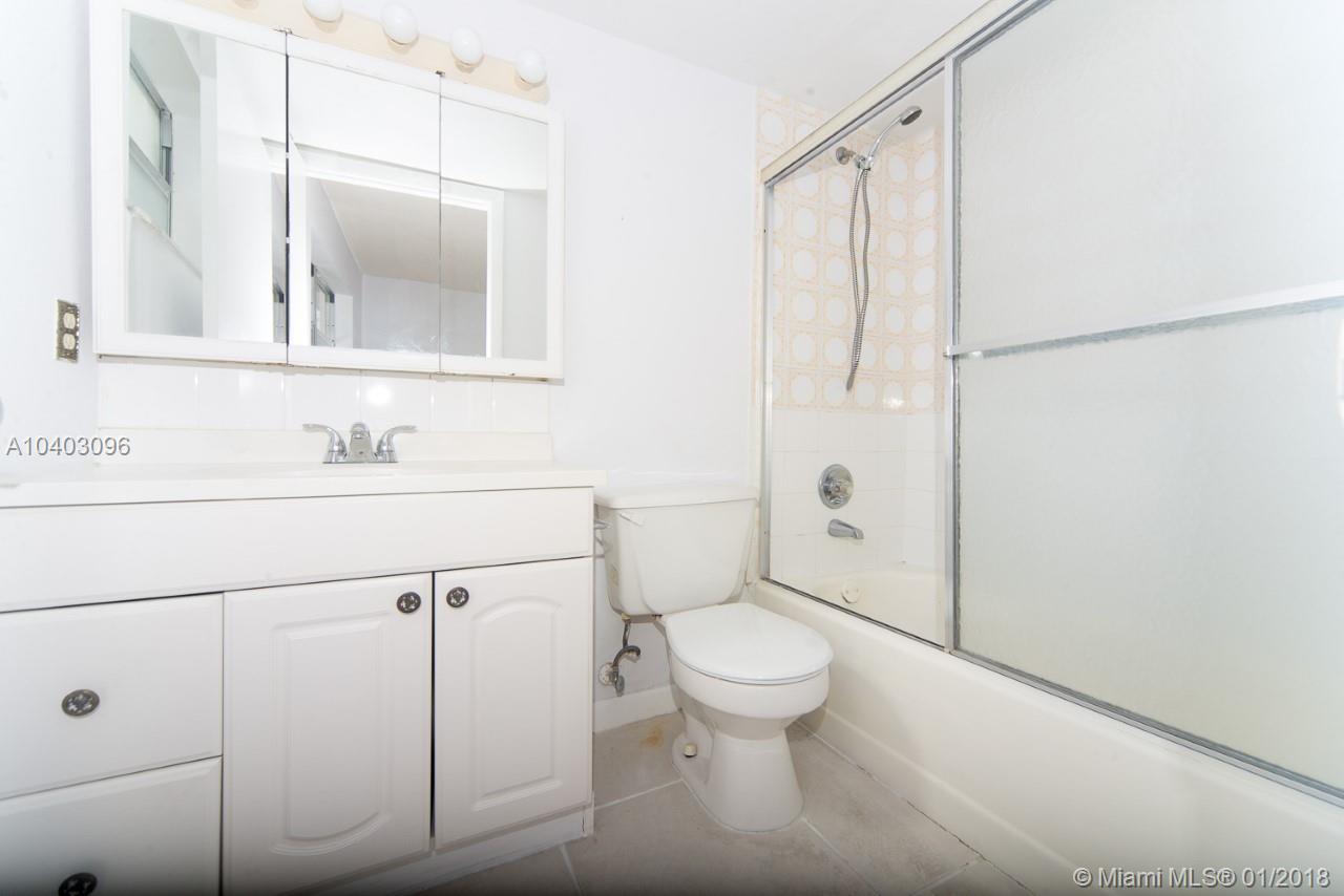 Euclid PLAZA - Residential Lease