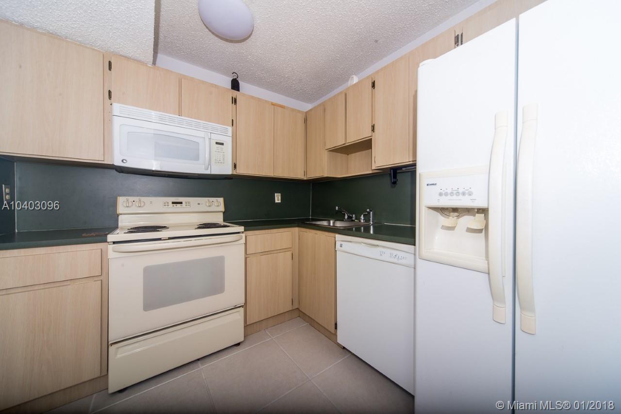 Euclid PLAZA - Residential Lease