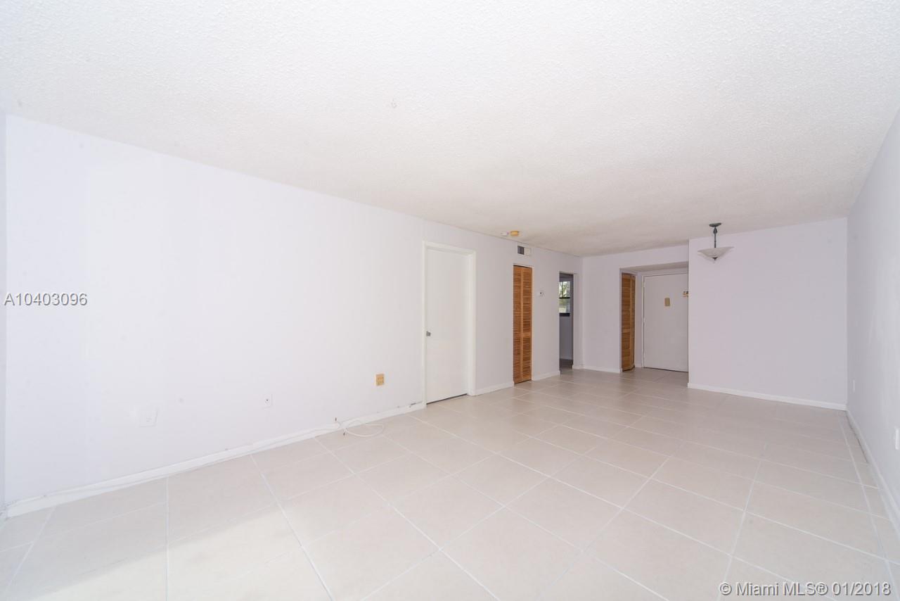 Euclid PLAZA - Residential Lease