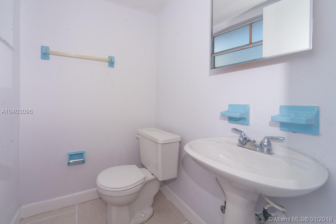 Euclid PLAZA - Residential Lease