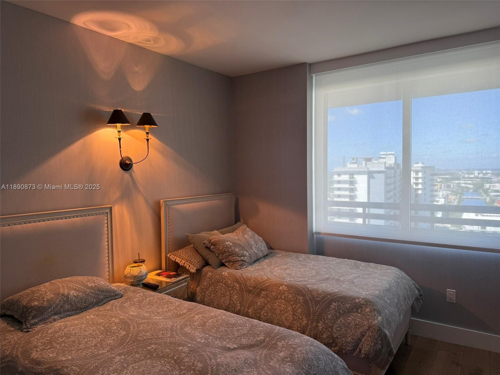 THE HARBOUR SOUTH CONDO - Residential Lease