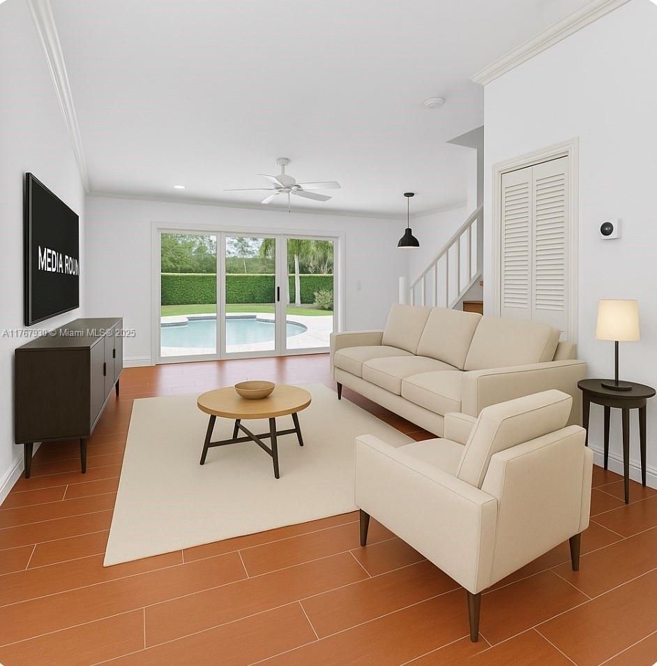 PEMBROKE SHORES - Residential