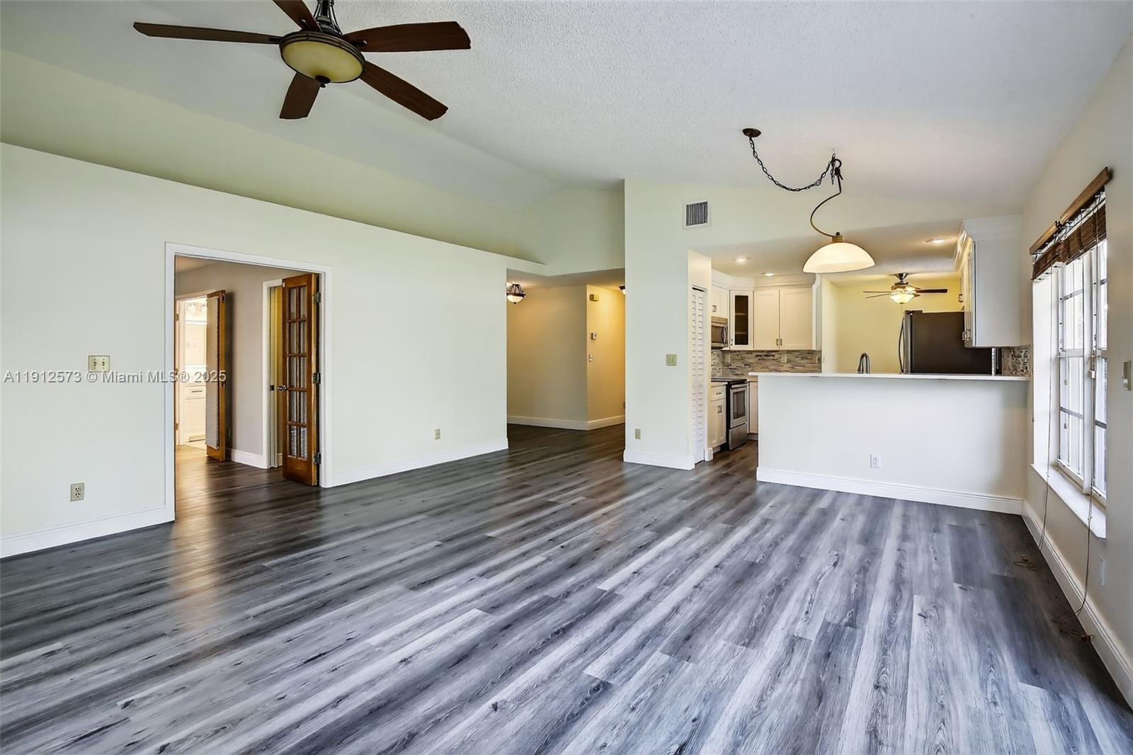 FOREST RIDGE CLUSTER HOME - Residential