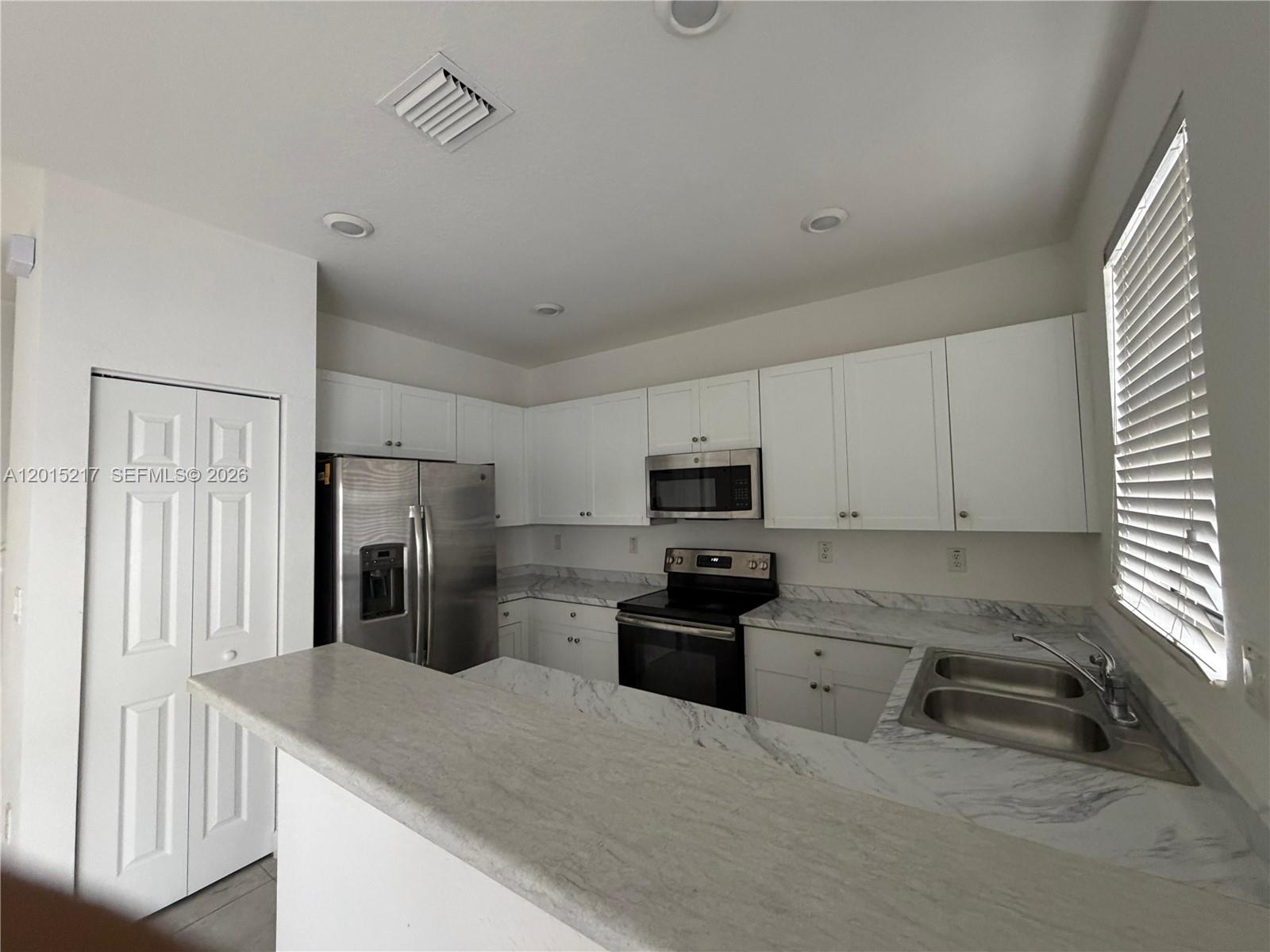 AQUABELLA SECTION TWO - Residential