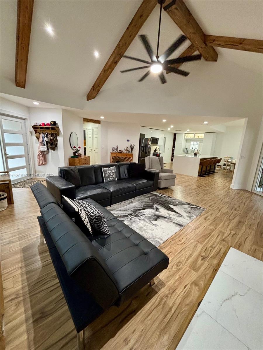 JACARANDA - Residential