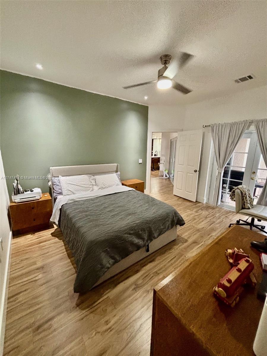 JACARANDA - Residential