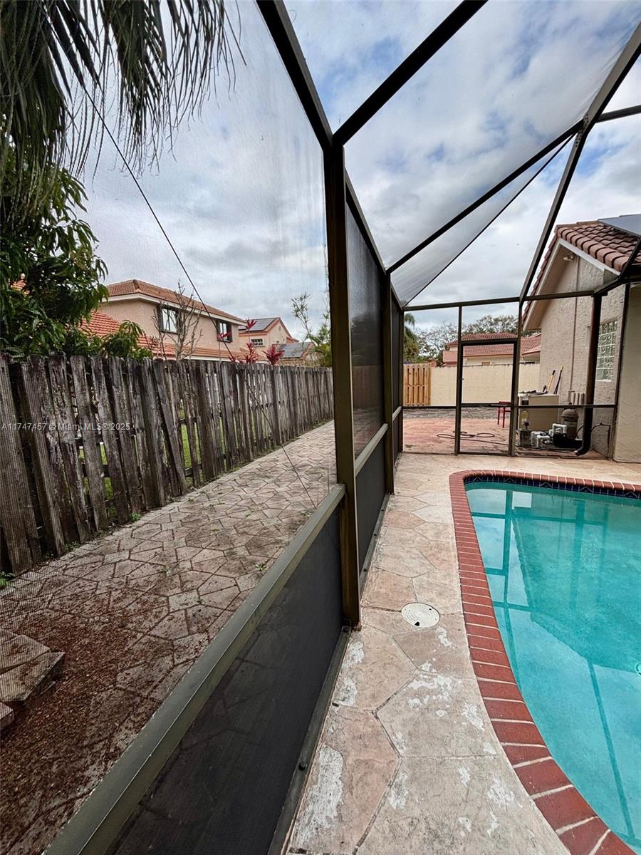 JACARANDA - Residential