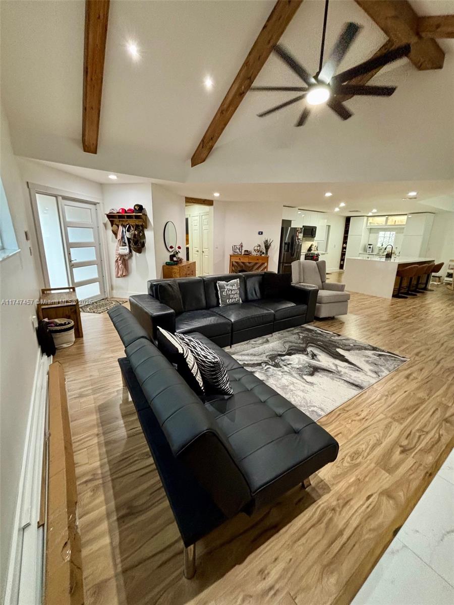 JACARANDA - Residential